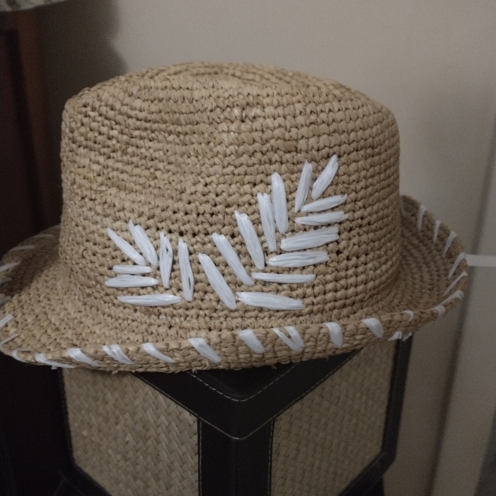 Talbots Straw Fedora White Tropical Fern Leaf Design - Picture 5 of 7